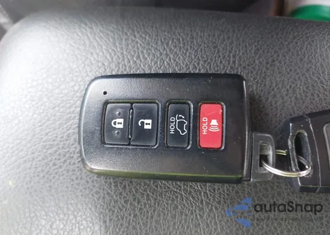 2018 Toyota Rav4 Limited из США, поврежденный, VIN JTMDFREV5JJ721709